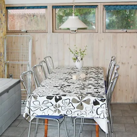 Beautiful In Middelfart With Sauna 別荘