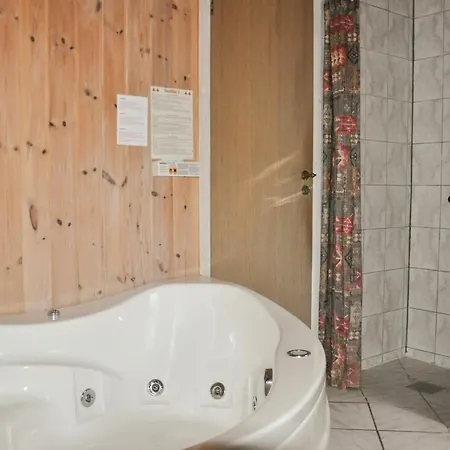 Beautiful In Middelfart With Sauna 別荘 ミゼルファート